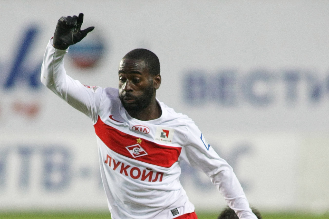 Квинси игрок. Овусу абейе. Квинси овусу-абейе. Квинси овусу-абейе футболист. Квинси овусу.