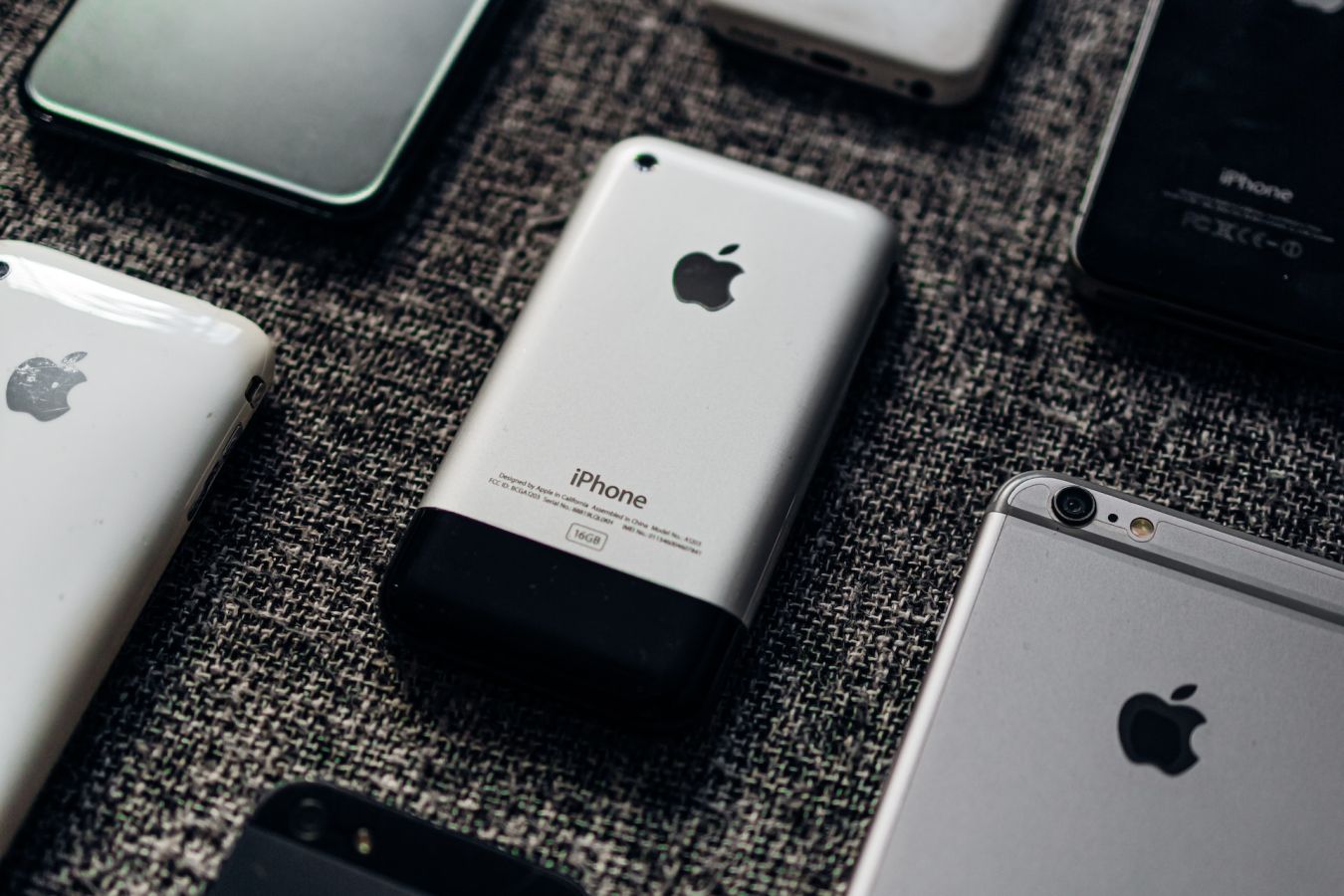 Как выглядит самый 1 айфон В российских кинотеатрах покажут презентацию iPhone 15 от Apple - Чемпионат