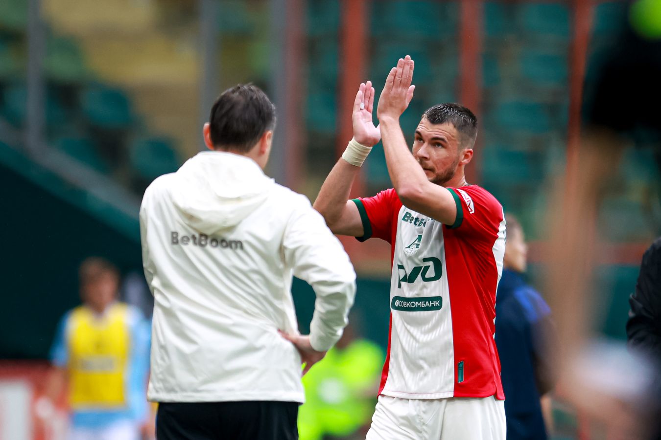 Комличенко: рано говорить, на что претендует «Локо», это вы бежите ...