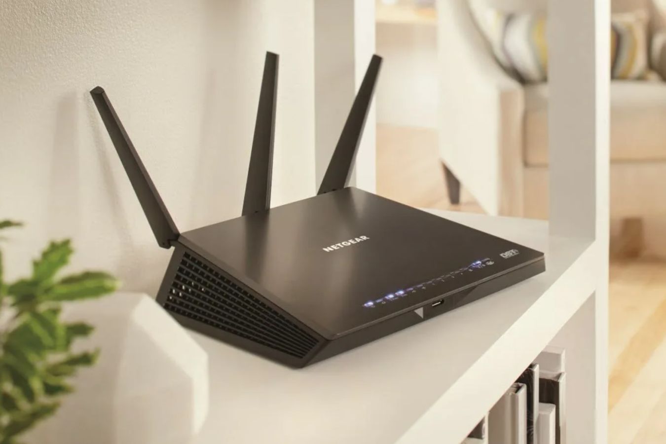 Как выбрать роутер. Tp link 1750. Много роутеров. Сетевое оборудование tp-link. Как выбрать хороший интернет роутер.