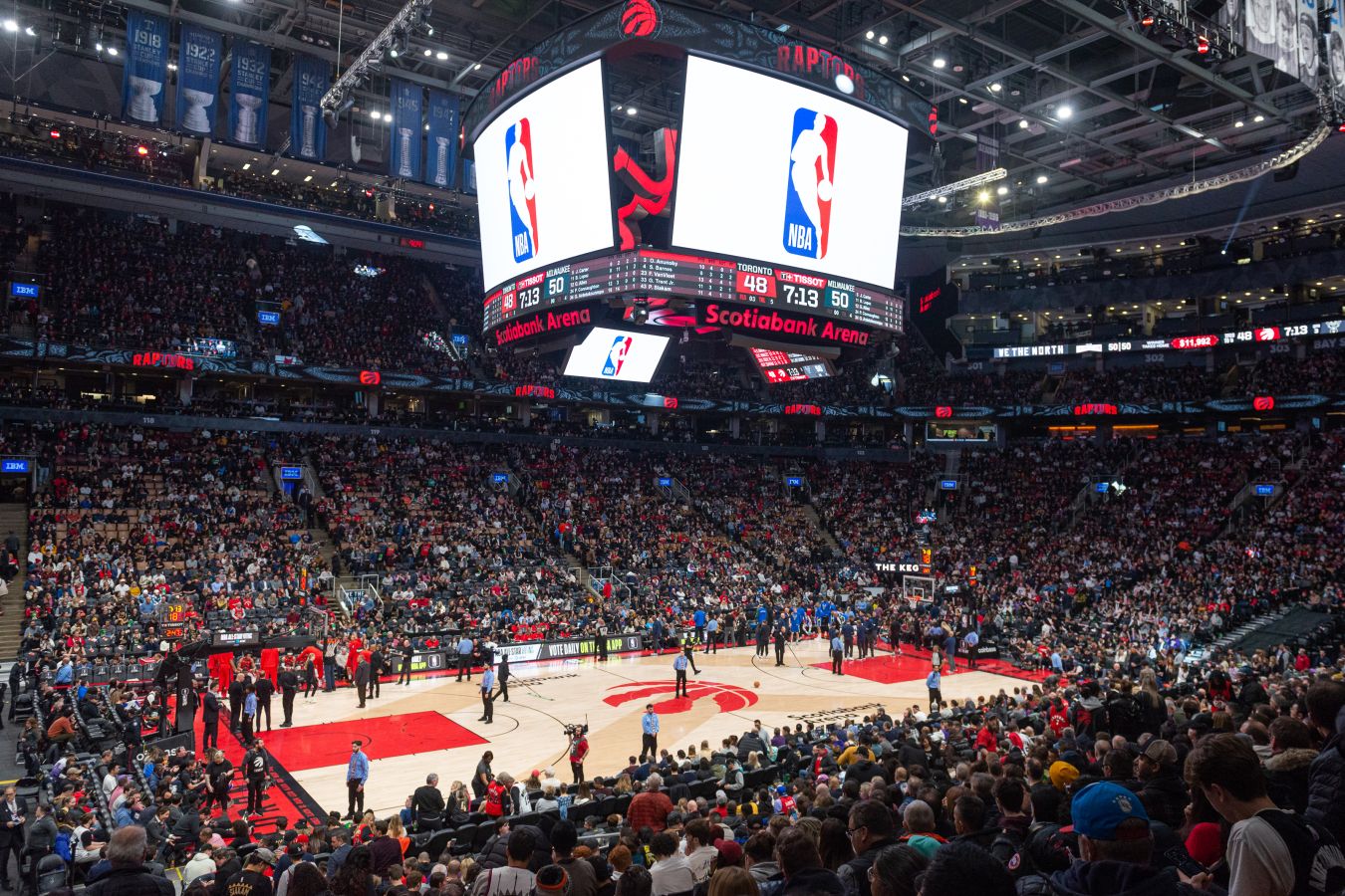 Матч нба 2024. Raptors Toronto Scotiabank Arena. Скоушабэнк-Арена Торонто. Торонто Рэпторс Арена. Scotiabank Arena Toronto, вместимость.