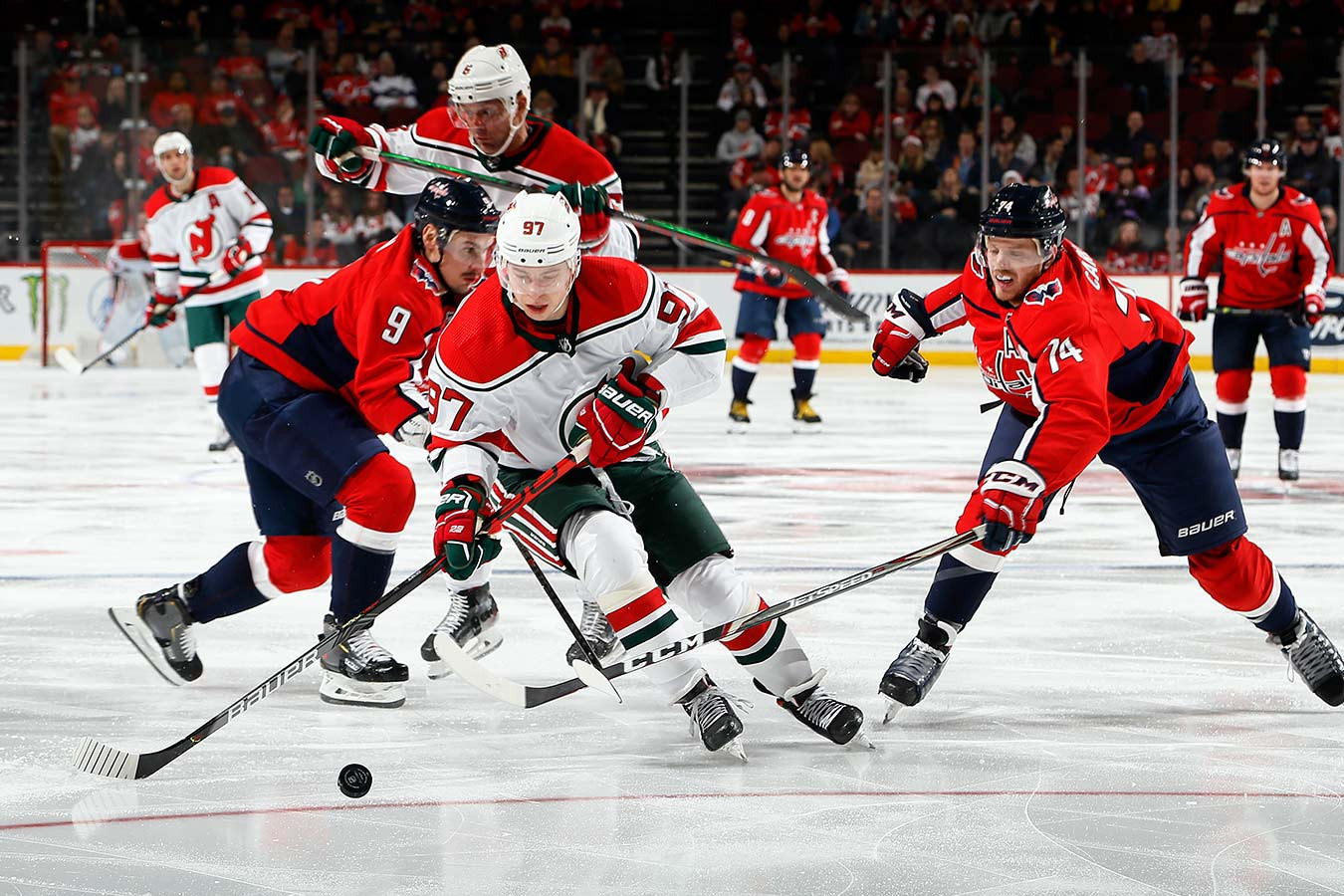 хэтэуэй хоккеист. нхл – нью-джерси девилз. New jersey washington nhl. нью джерси девилз дуг хэмилтон. вашингтон джерси обзор.