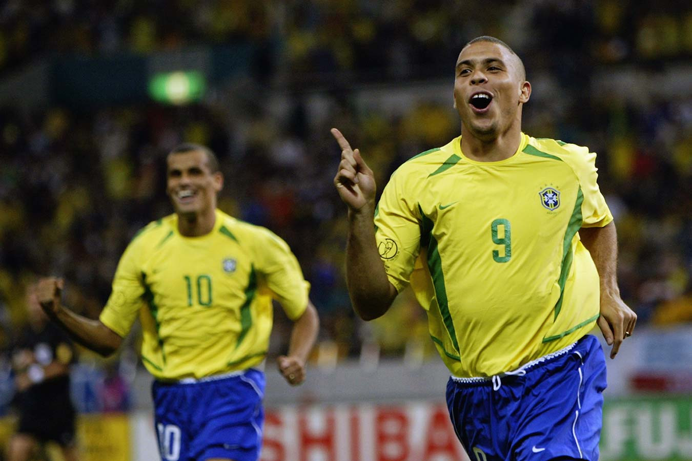 знаменитые футболисты бразилии