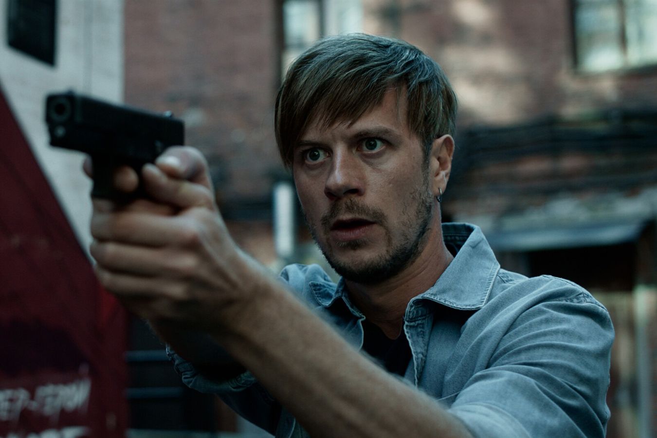 внутри убийцы фото. разум убийцы книга майк омер. омер внутри убийцы книга. внутри убийцы обложка. внутри убийцы книга.