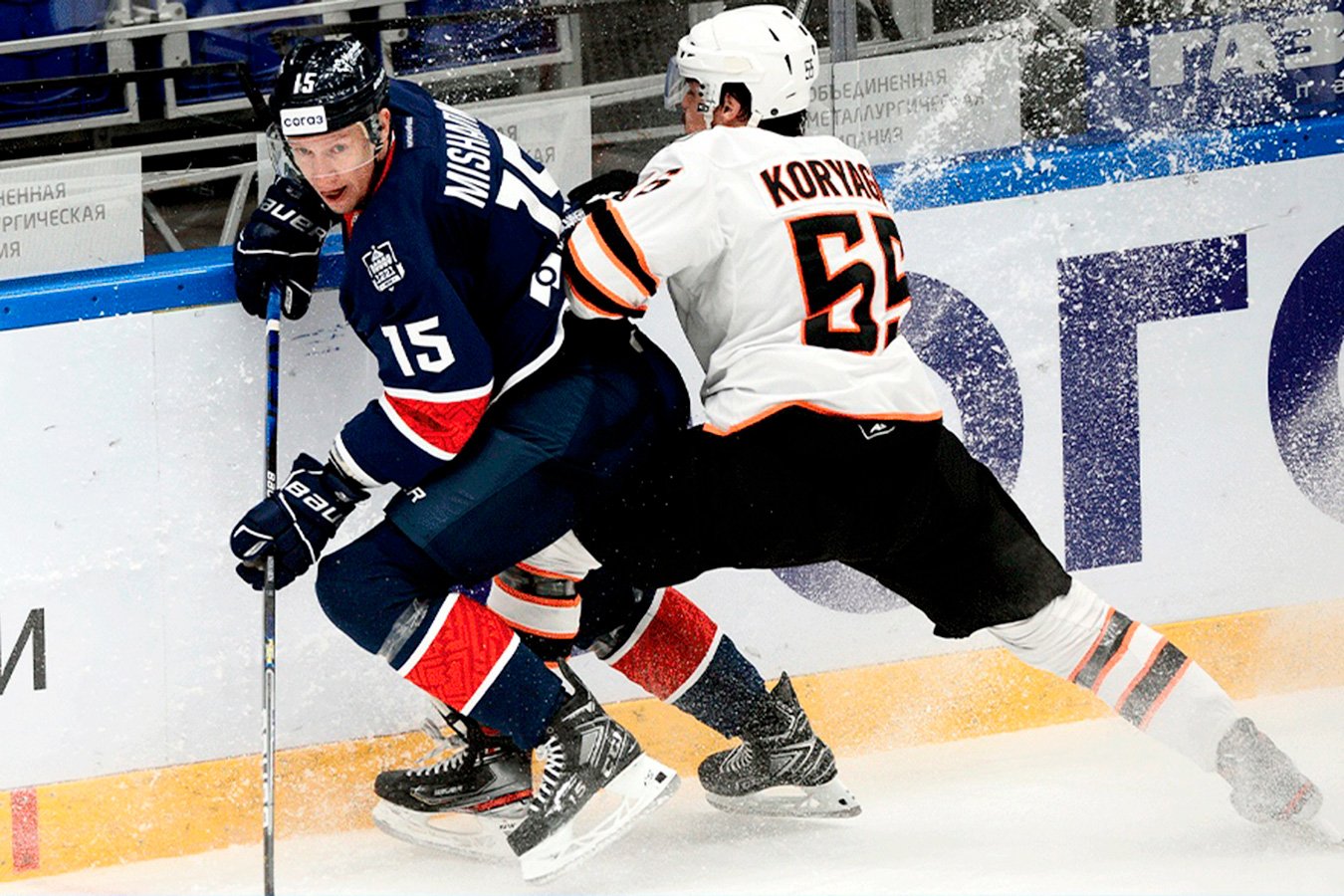 Овертайм в кхл. Овертайм в кхл. Локомотив торпедо кхл. Авангард омск обладатель кубка гагарина. Ак барс дацюк 2001.