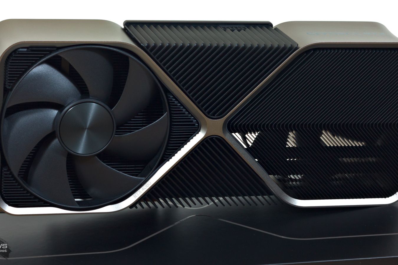 Geforce 4080 обзор. RTX 4080 founders Edition. RTX 4080 super. RTX 4080 для ноутбуков. Ноутбуки с видеокартой 4080.