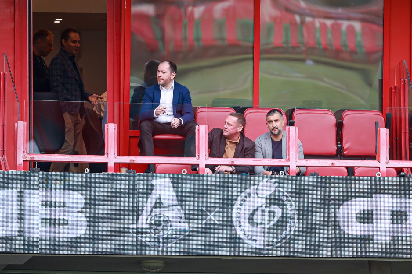 Уровень образования населения рф. Низкий бюджет 5. Налоги картинки. Расходы федерального бюджета на образование. Низкий бюджет 5.