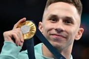 На Олимпиаде-2024 впервые прозвучал гимн нейтральных атлетов. Но не в честь россиянина
