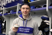 Гусев побил рекорд Мозякина, «Торпедо» продолжило ужасающую серию. Итоги дня в КХЛ