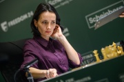 Российская шахматистка одержала роскошную победу. Посмотрите, как она обхитрила соперницу