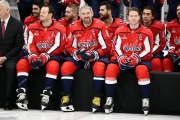 Гид по НХЛ для чайников: как устроена лига, как проходит сезон, где играют россияне, за кем гонится Овечкин