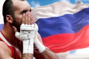 Наталия Сычугова и Анастасия Демурчян в финале чемпионата мира по боксу с российским флагом, за золотом