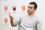 «Петербуржцы везде занимают руководящие посты, не только в футболе». Интервью с Кержаковым