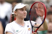 Рыбакина одолела украинку на Уимблдоне. В полуфинале Елена сыграет с другой чемпионкой ТБШ