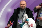 «Зачем позорить русский народ!» Знаменитого тренера фигуристов выгонят с чемпионата мира?