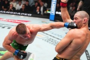 UFC 297: Евлоев остаётся непобеждённым. Дю Плесси – новый чемпион!