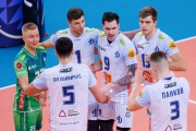 «Локомотив» выиграл матч 9-го тура волейбольной Суперлиги с «Факелом» и укрепился на первом месте в таблице