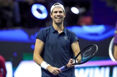 Карен Хачанов