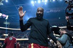 Перелом не остановит Хардена