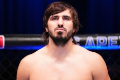 Вахитов проиграл Верхувену в бою за корону