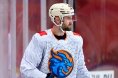 Интервью с хоккеистом Беном Харпуром