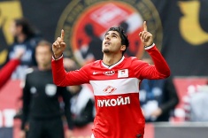 Арас Озбилиз отказался выходить на замену