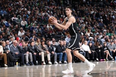 Тренер «Бруклина» строг к Егору Дёмину