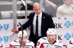 Спенсер Карбери стал лучшим тренером сезона НХЛ