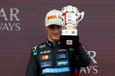 Норрис победил после штрафа Пиастри