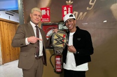 Ламин пообщался со звёздами реслинга. Фото