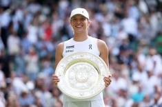 Швёнтек стала третьей по призовым в истории WTA