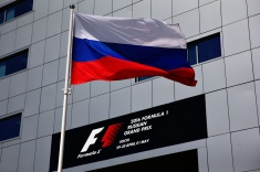 Российские гонщики — снова с флагом и гимном!