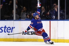 Панарин набрал два очка в матче с «Нэшвиллом»