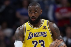 Леброн — седьмой по реализованным трёхочковым