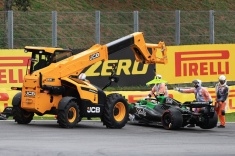 Топ-5 пилотов Ф-1 по ущербу машине в 2025 году