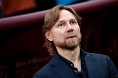 Валерий Карпин