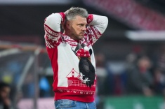 Тренер «Кёльна» стал звездой из-за свитера