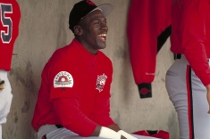 Джордан притворился, что ушёл