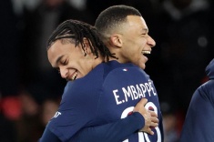 Братья Мбаппе сделали милый подарок родителям