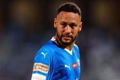 Неймар сильно поправился после травмы. Видео