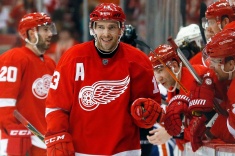 Павел Дацюк попал в сотню лучших игроков