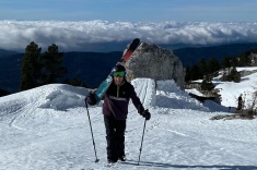 Лыжник сделал невероятный трюк на льду!