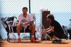 Медведев сильно затянул со сменой тренера