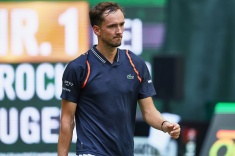 Даниил Медведев проиграл Баутиста-Агуту в Галле