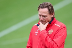 Валерий Карпин