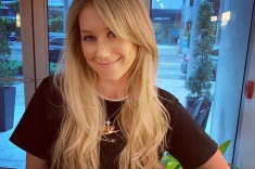 Курникову сняли в инвалидном кресле