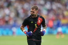 Испанец не прошёл досмотр из-за золота ОИ. Видео