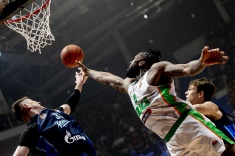 «Зенит» — УНИКС в Кубке Единой лиги