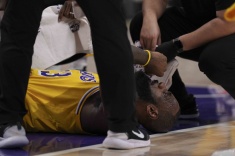 Леброн пытался быть умным, а стал мемом