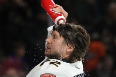 Номинация Бобровского на «Везину» вызвала споры